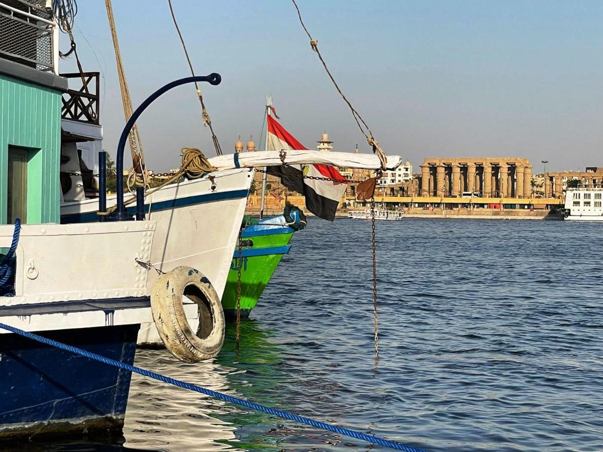Floating Hotel- Happy Nile Boat Luxor Eksteriør bilde